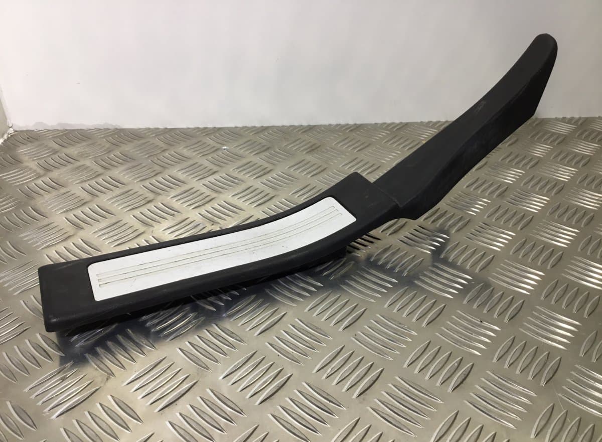 JAGUAR 8X2313200 8X23F13245A 8X23F13244A 8X2313201 Interior lining / floor, other JAGUAR XF (X250, CC9) (2008-2015)