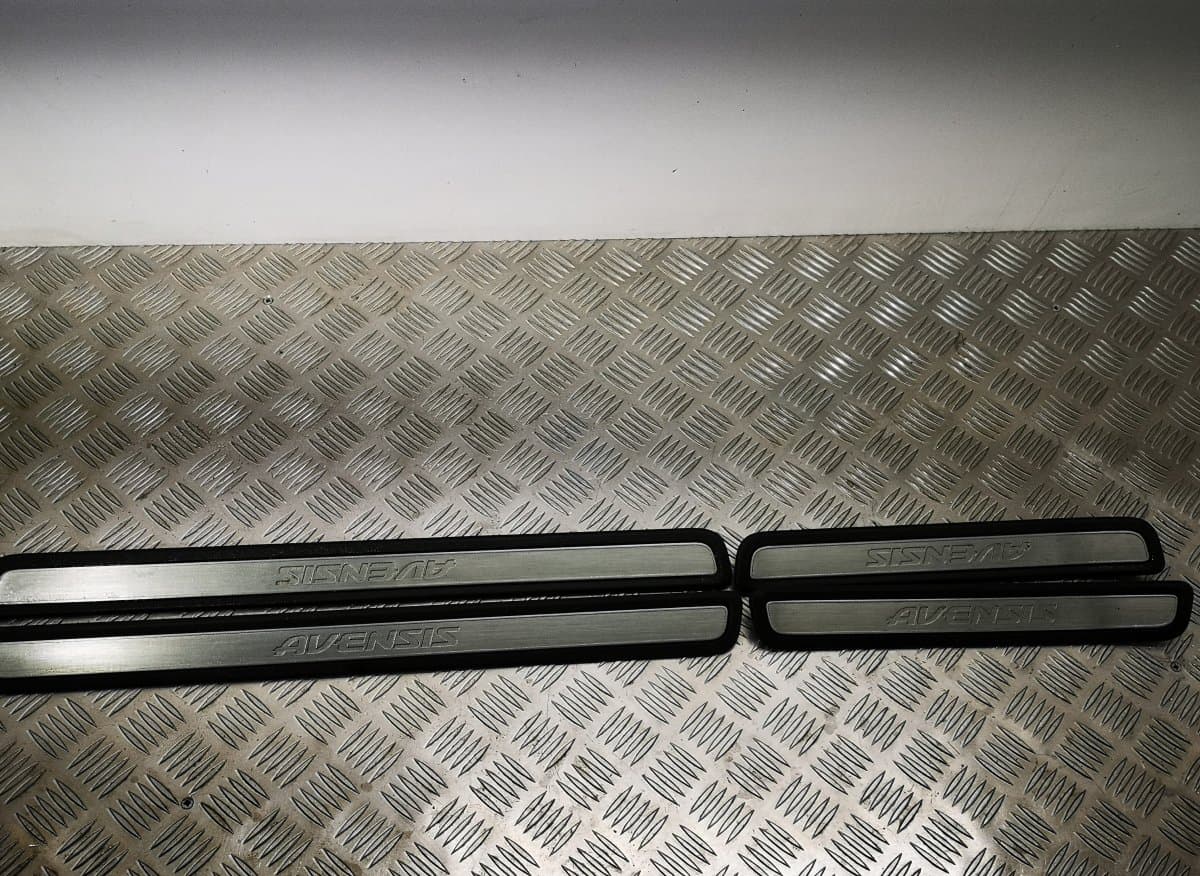 TOYOTA Interior lining / floor, other TOYOTA AVENSIS (T250) (2003-2008)