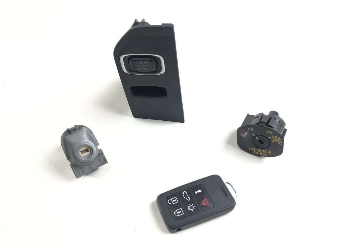 VOLVO 30772449 Key / Keys VOLVO XC60 I (2008-2017)