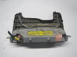 TOYOTA 002489807TGB 001426108TG8 Knee Airbag Front Left TOYOTA YARIS II (XP90) (2005-2013) — thumbnail 2