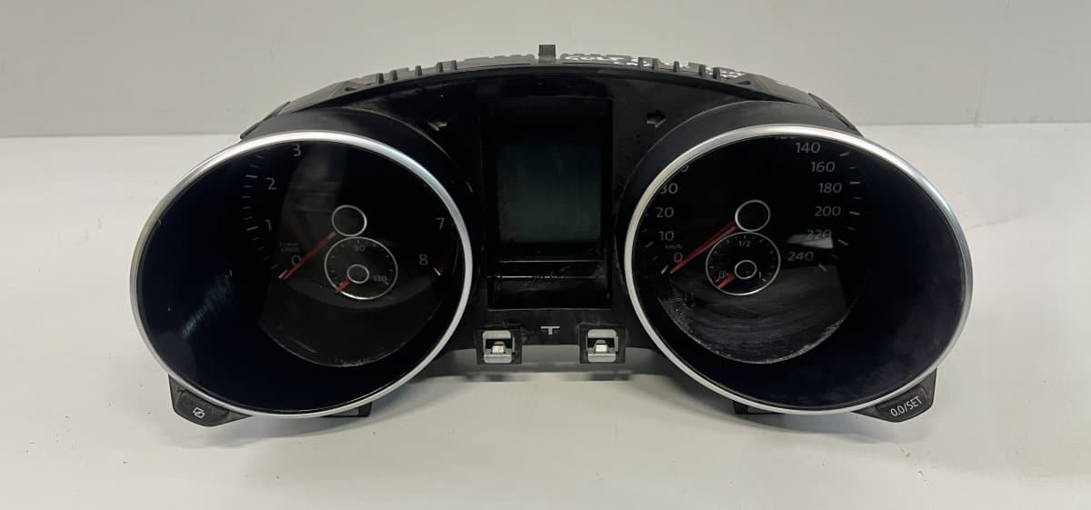 VW A2C53310326 5K0920870B Instrument Cluster VW GOLF VI (5K) (2008-2013)