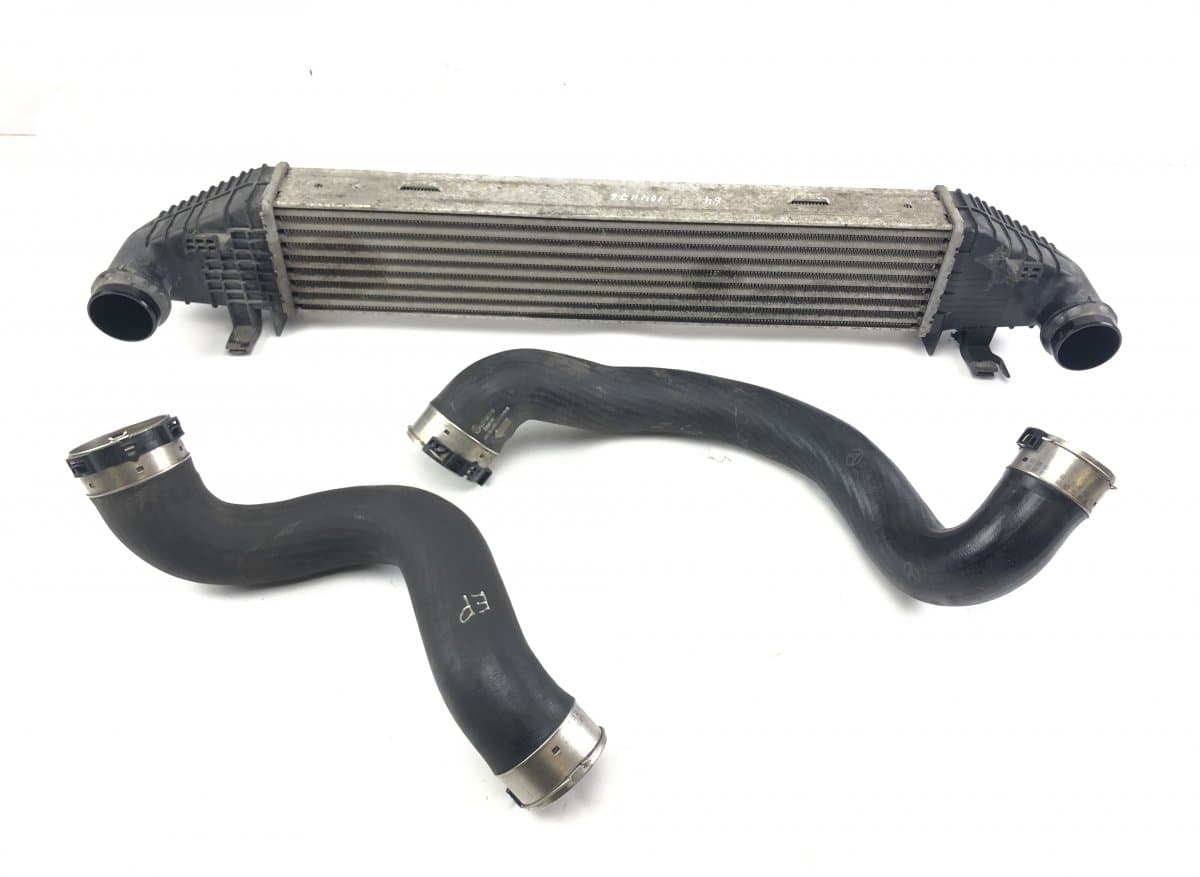 MERCEDES-BENZ 3138393F Intercooler MERCEDES-BENZ C-CLASS (W204) (2007-2013)