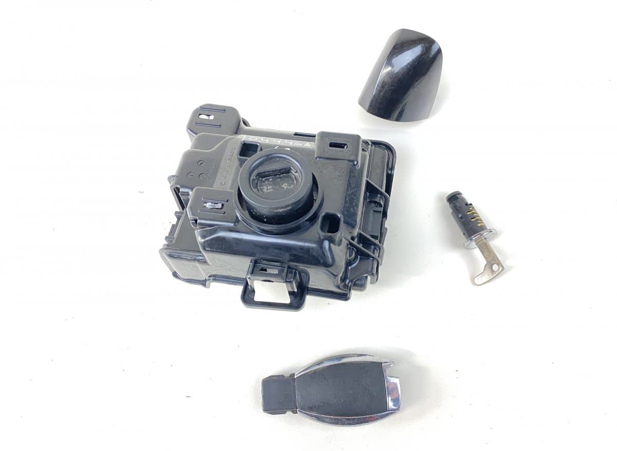 A2229005513 Ignition switch lock (ignition barrel) MERCEDES-BENZ C-CLASS (W205) (2013-2021)