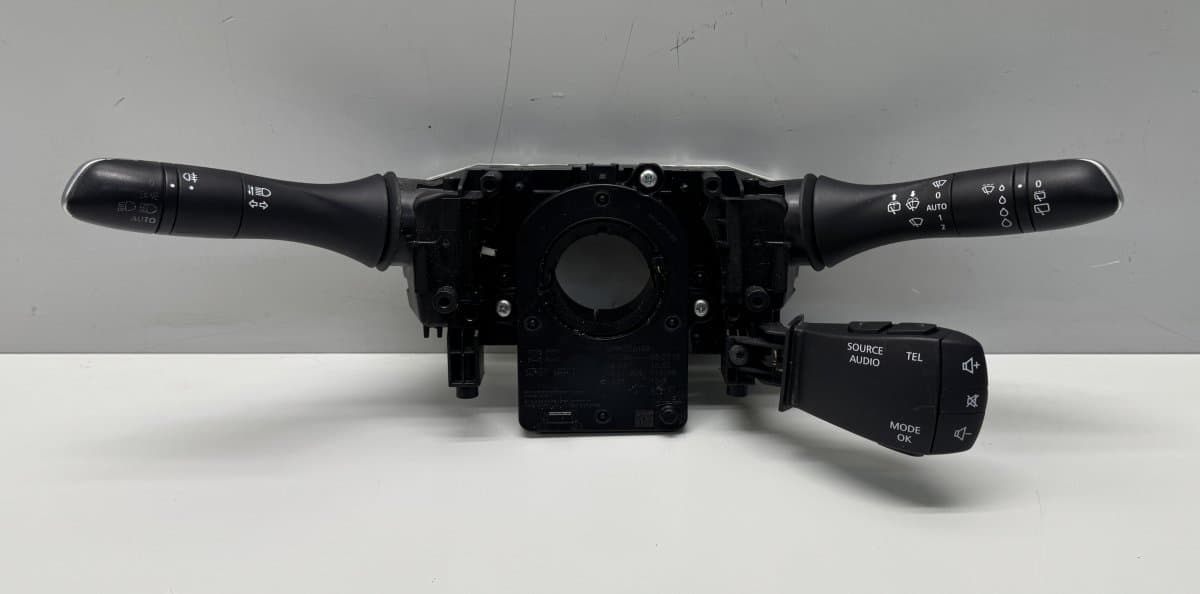 RENAULT 255674919R 479452615R Indicator + wiper switch (stalk) RENAULT ESPACE V (JR) (2015-2023)