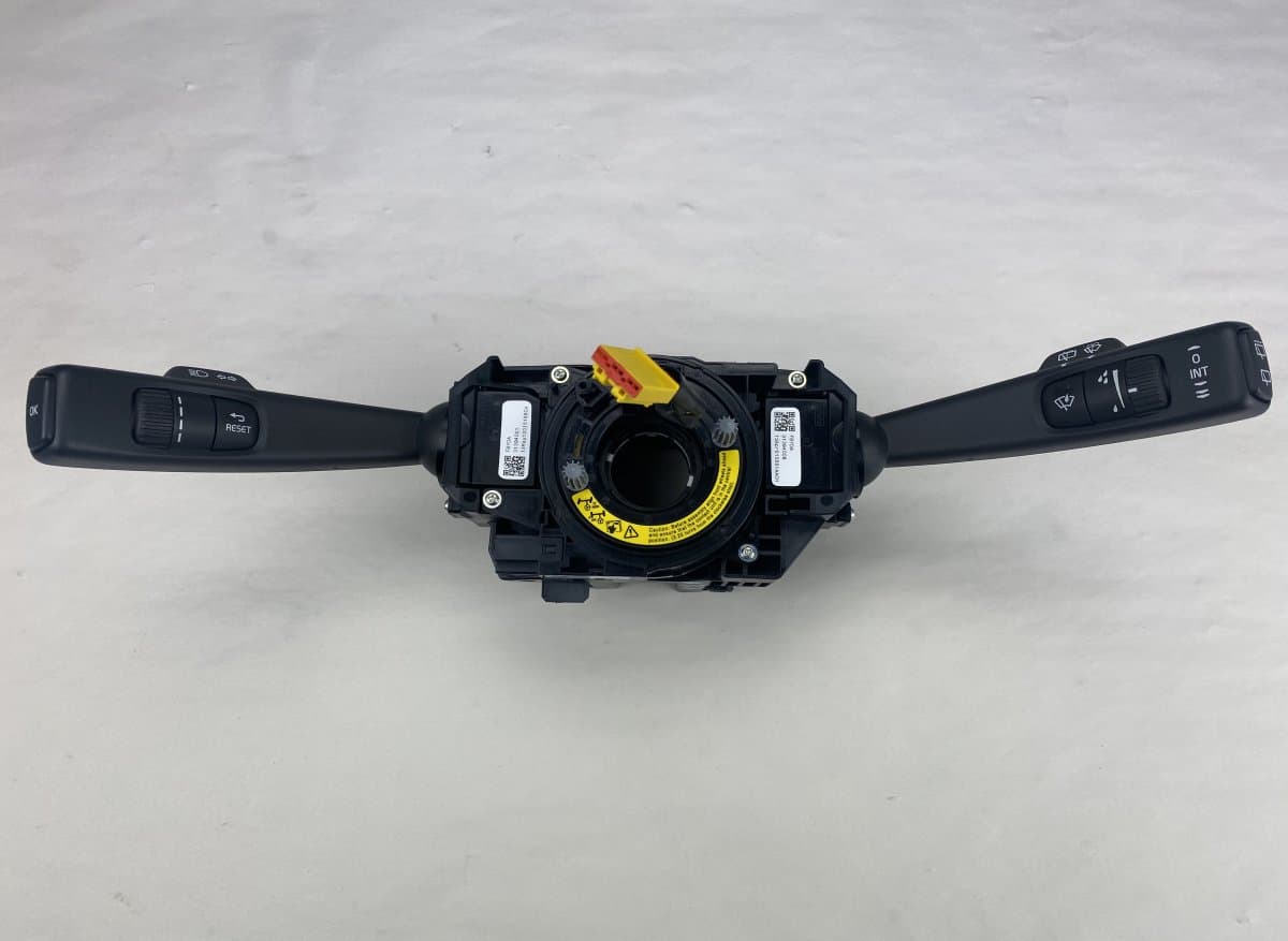 VOLVO 31343218 Indicator/wiper/slip ring switch (stalk) VOLVO V40 (2012-2019)