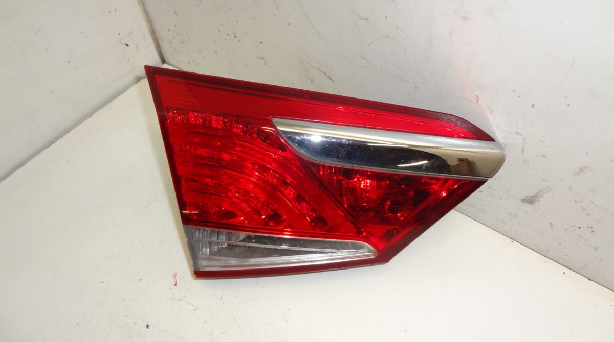 HYUNDAI 924033Z001 Inner tail light, left HYUNDAI i40 (VF) (2011-2019)