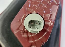 TOYOTA 81580-0R010 Inner tail light, right TOYOTA RAV 4 IV (XA40) (2012-2019) — thumbnail 4