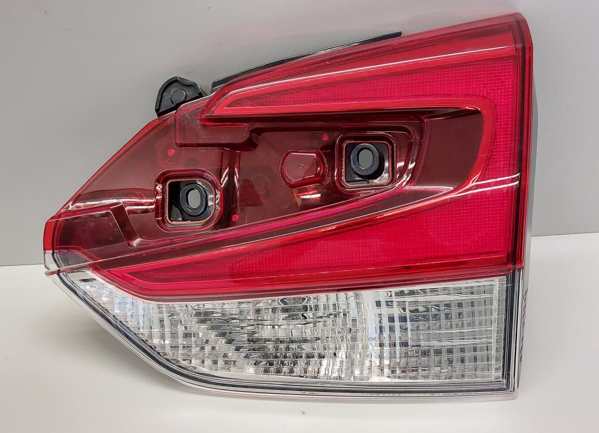 SUBARU 84251SJ000 Inner tail light, right SUBARU FORESTER (SK) (2018-2024)