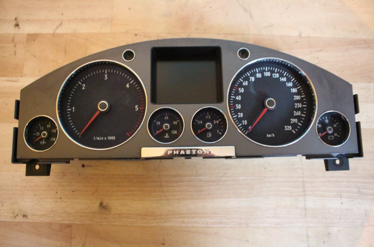 VW 3D0920885 Instrument Cluster VW PHAETON (3D) (2002-2016)