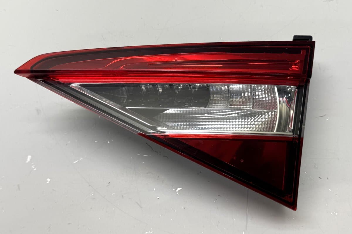 SKODA 3V9945308B Inner tail light, right SKODA SUPERB III (3V3, 3V5) (2015-2024)