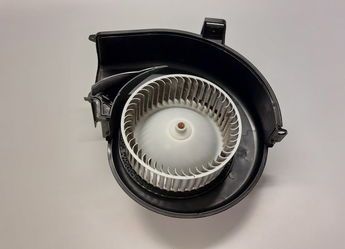 VOLVO 31497372 31404504 0130309504 F011500123 1035900093 Heater Fan VOLVO S90 / V90 (2016-)
