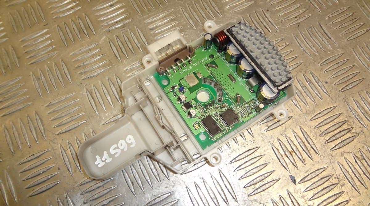 1107430122 Heater Fan Speed Control LEXUS IS II (XE20) (2005-2013)
