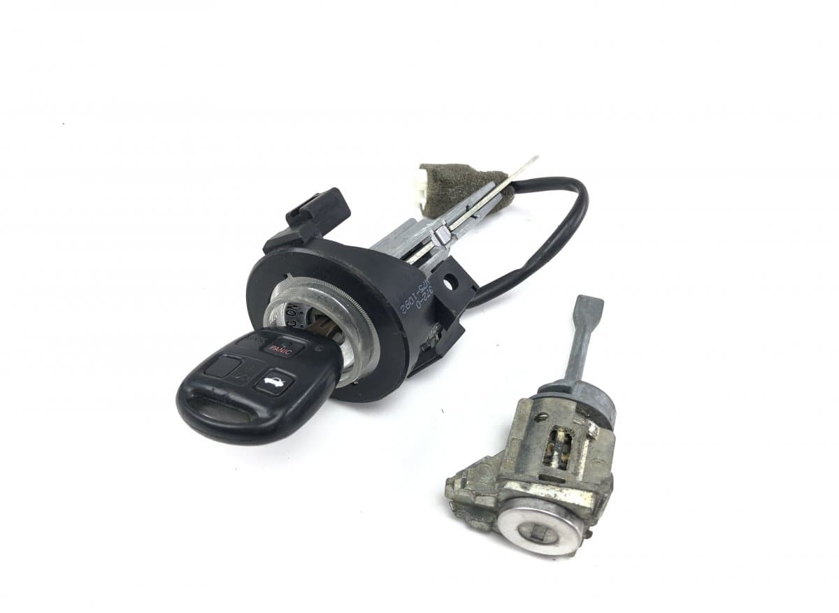 LEXUS 6905724180 Ignition switch lock (ignition barrel) LEXUS SC (Z30, Z40) (2001-2010)