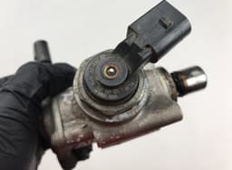 AUDI 06F127025F High pressure pump, petrol AUDI A4 (B7) (2004-2008) — thumbnail 3