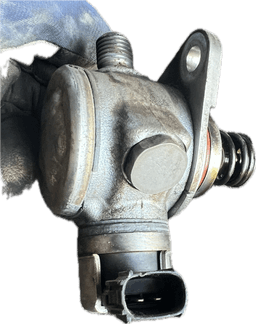VOLVO 31392104 31437903 High pressure pump, petrol VOLVO V70 III (BW) (2007-2016) — thumbnail 3