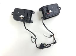 LAND ROVER LR139833 Steering Wheel MF Switch Left LAND ROVER EVOQUE II (L551) (2018-) — thumbnail 3