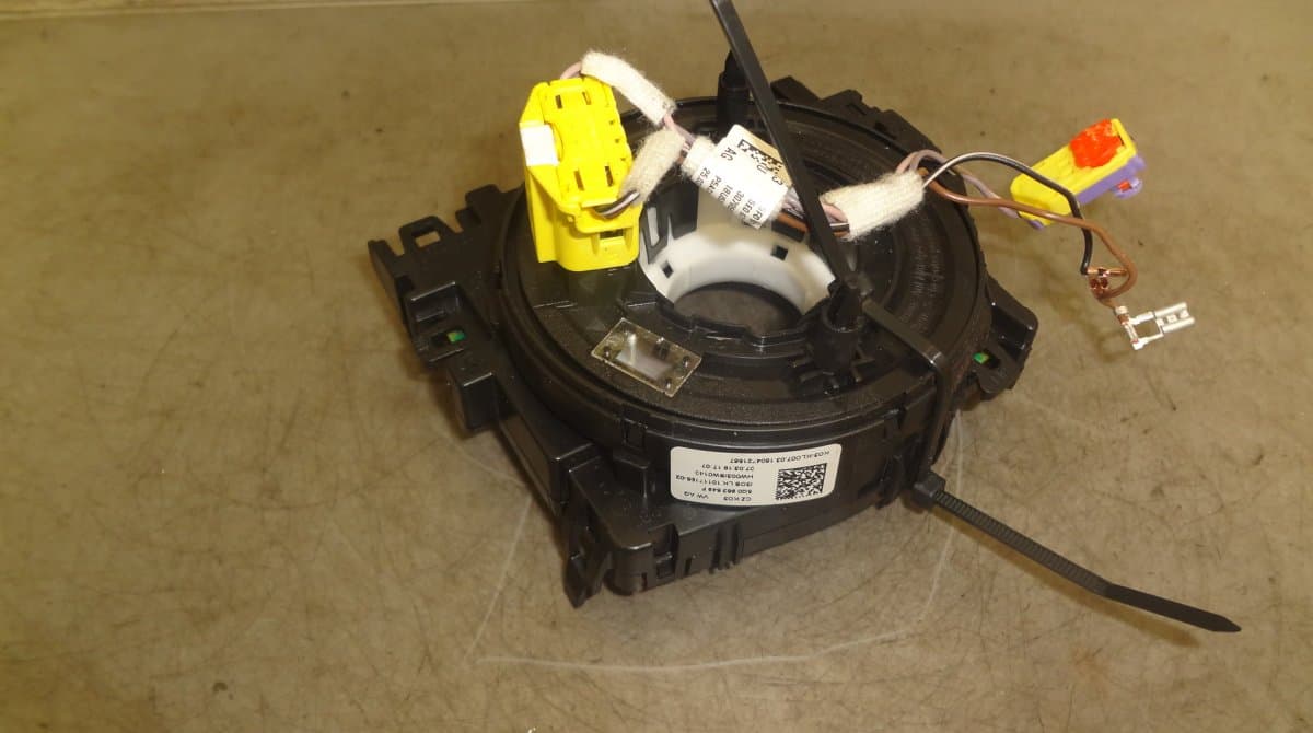 SKODA Steering wheel slip ring / squib SKODA OCTAVIA III (5E) (2012-2019)