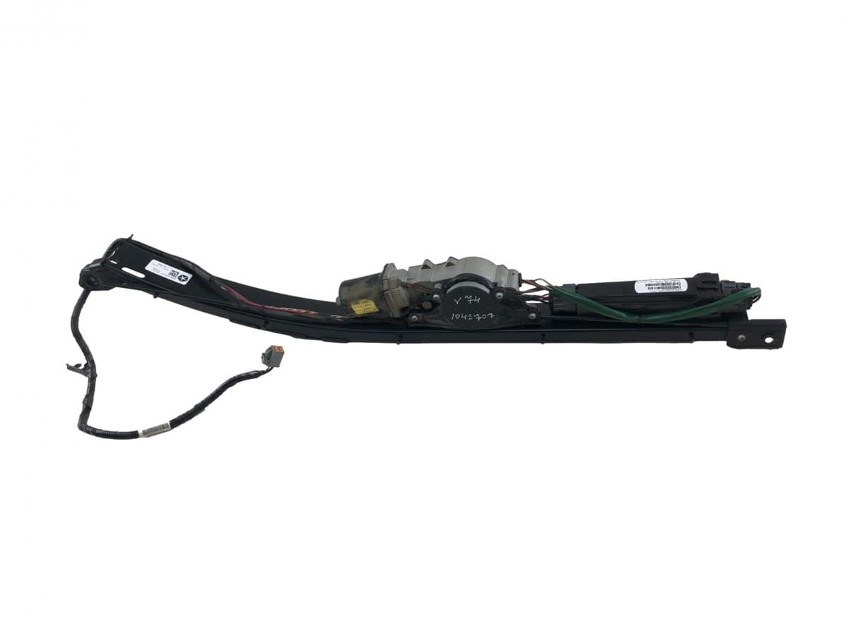 CHRYSLER 4673925AA Sliding door electric motor left CHRYSLER VOYAGER V (RT) (2007-2016)
