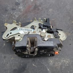 MERCEDES-BENZ A6397300535 Sliding door lock right MERCEDES-BENZ VITO / VIANO (W639) (2003-2014) — thumbnail 1