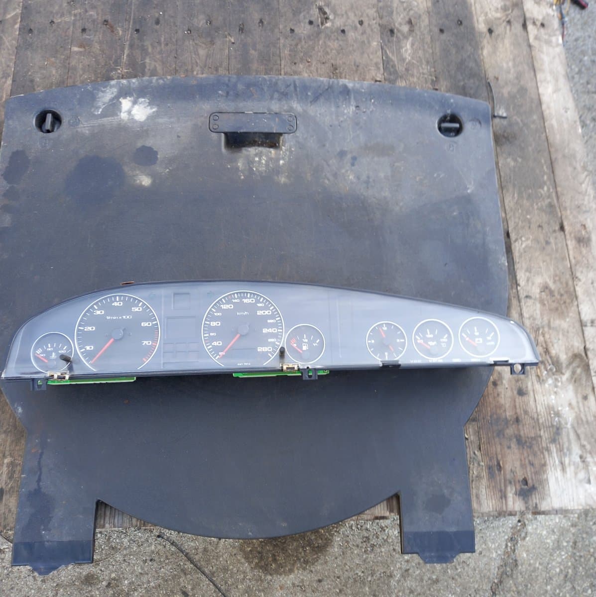 AUDI 88311219 4A1919033 Speedometer AUDI A6 (C4) (1994-1997)