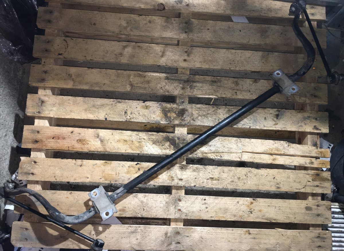 VOLVO Stabilizer bar front VOLVO V70 II / XC70 I (P80) (2000-2007)