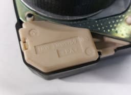 VW 33009759 33014051 Seat Belt Front Right VW TOURAN (1T3) (2010-2015) — thumbnail 3