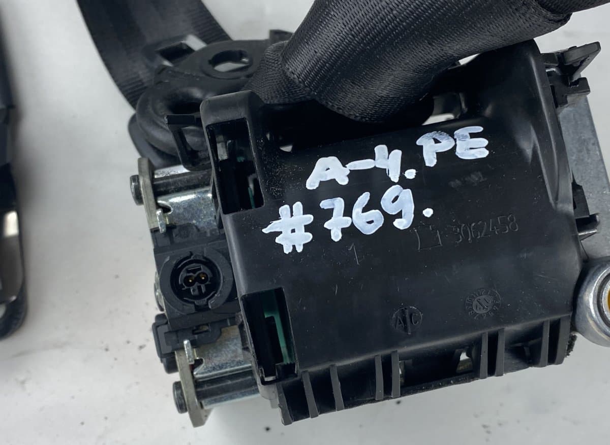 AUDI 071AF5A16S Seat Belt Front Right AUDI A4 / A4 ALLROAD (B8) (2007-2015)