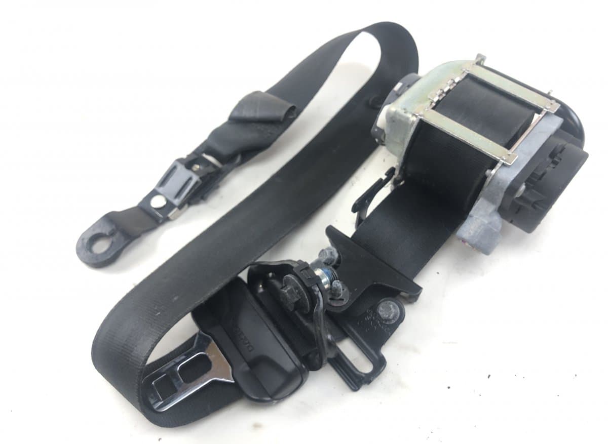 VOLVO 39800482 Seat Belt Front Right VOLVO S60 II / V60 I (2010-2018)