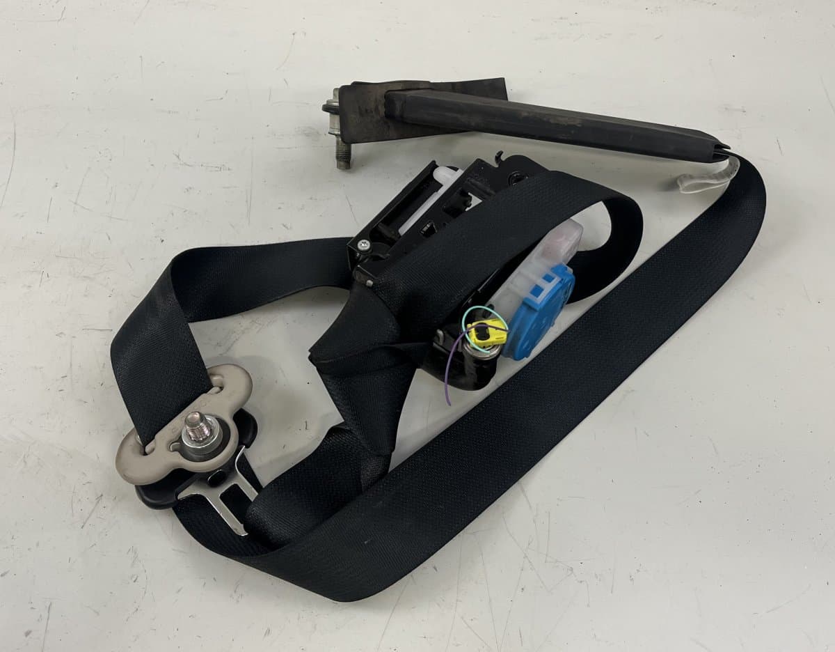 NISSAN 868844CC1A Seat Belt Front Right NISSAN X-TRAIL III (T32) (2013-2022)