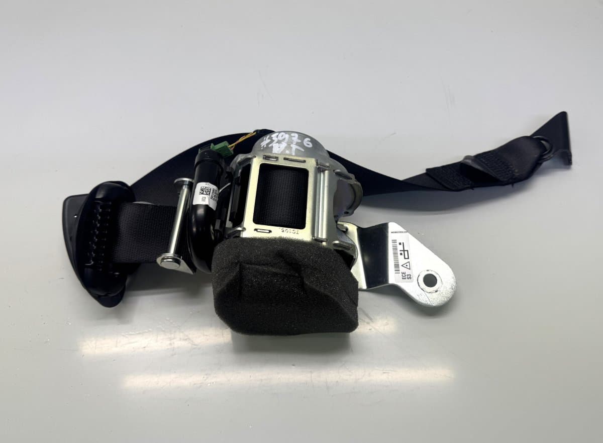 BMW 72117332235 7332235 Seat Belt Rear Left BMW 2 Active Tourer (F45, F46) (2013-2021)