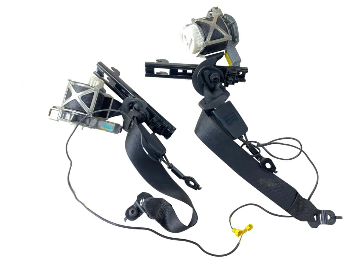 MERCEDES-BENZ A2048603586 A2048603686 Seat Belt Set MERCEDES-BENZ C-CLASS (W204) (2007-2013)