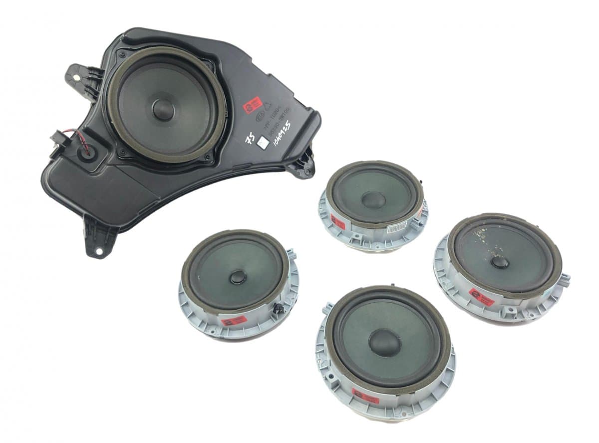 KIA 963303W100 963403W100 963803W100 Set of loudspeakers KIA SPORTAGE III (SL) (2010-2015)