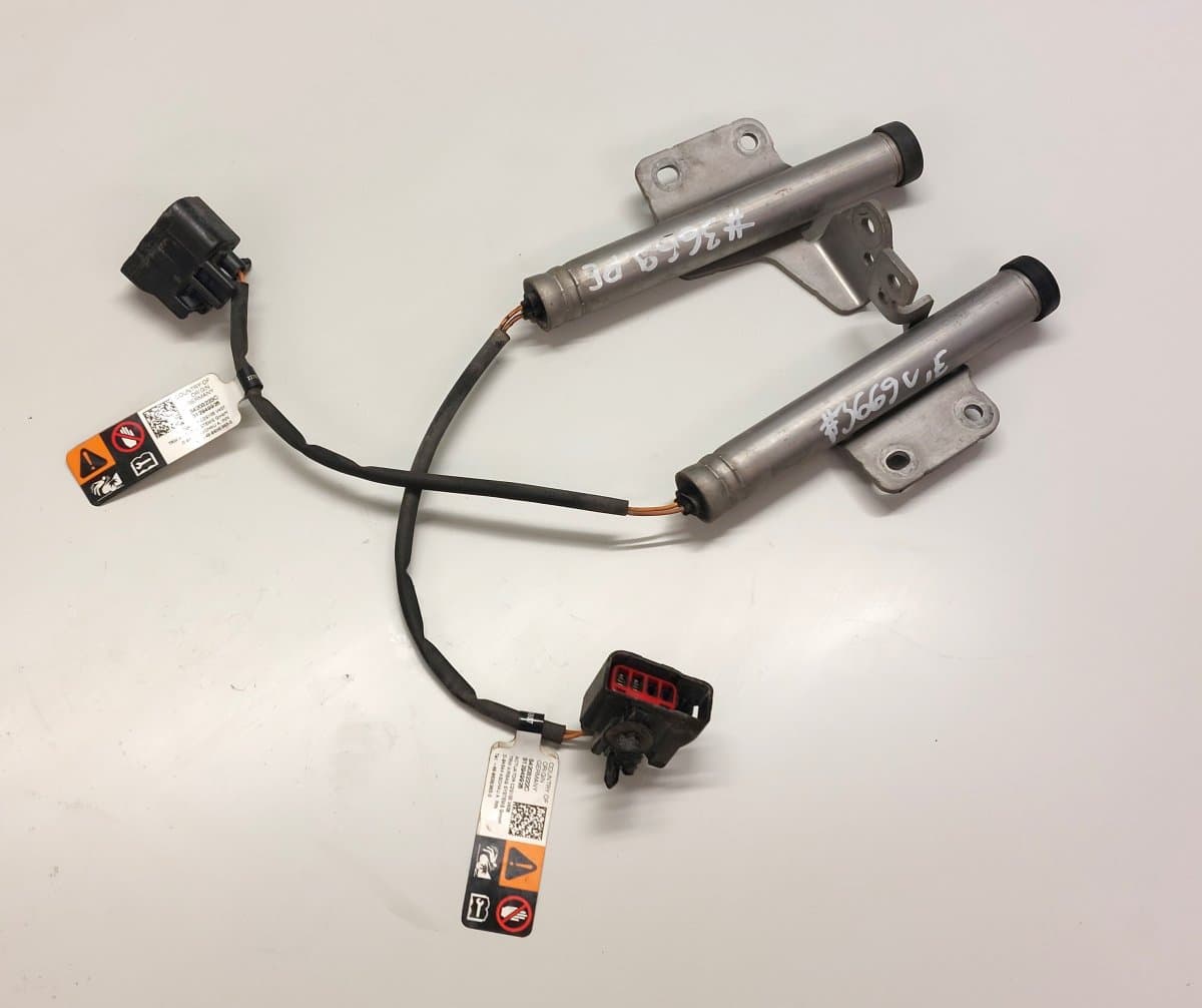 VOLVO 31688050 31688051 34203223C 312949928 34203222C 312949928 Set of bonnet (hood) actuators VOLVO S90 / V90 (2016-)