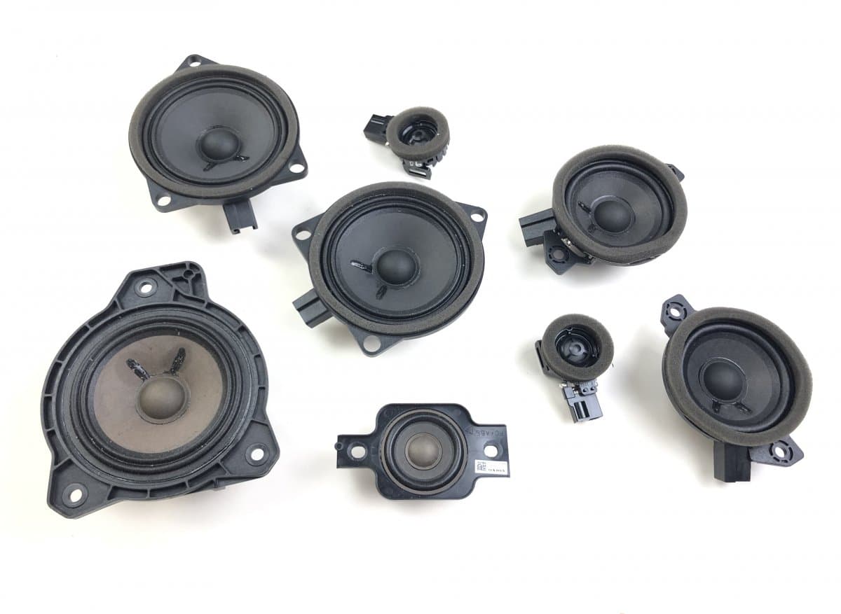 VOLVO 31438477 Set of loudspeakers VOLVO XC40 / EX40 / EC40 (536, 539) (2017-)