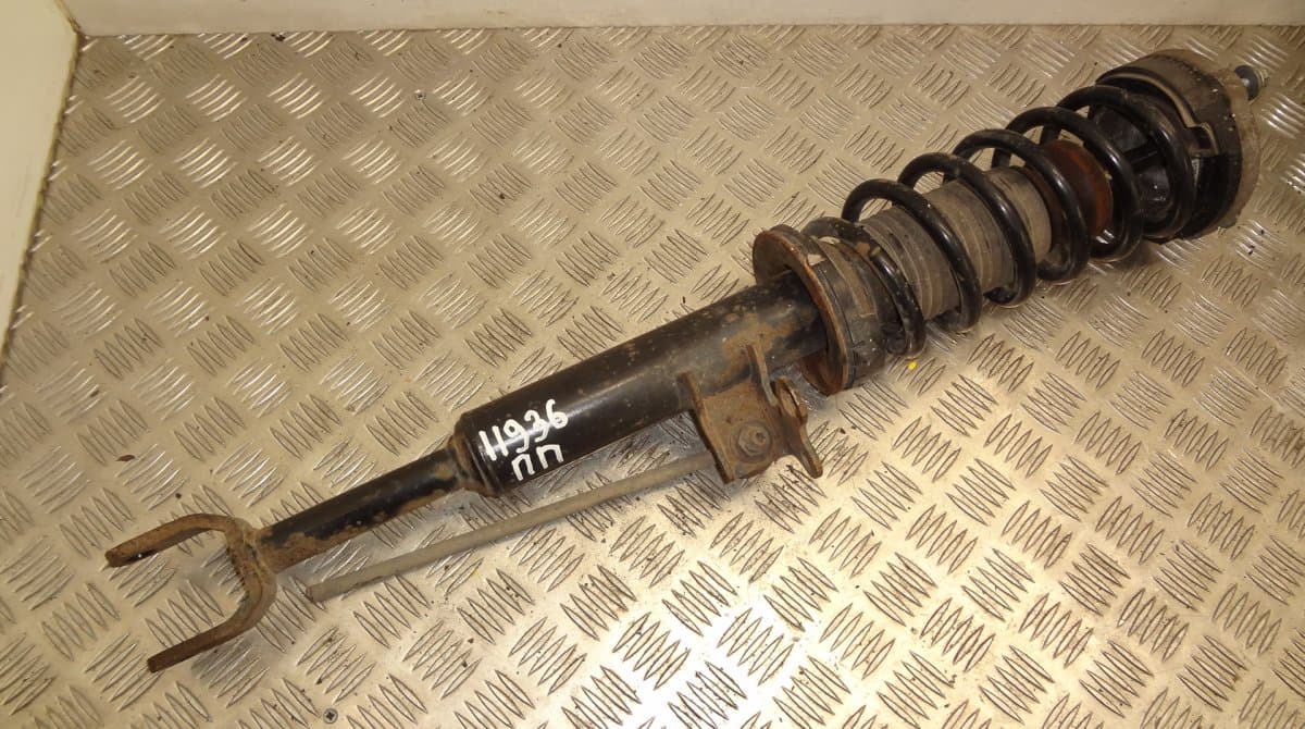 BMW Shock Absorber Front Right BMW 5 (F10, F11) (2010-2017)