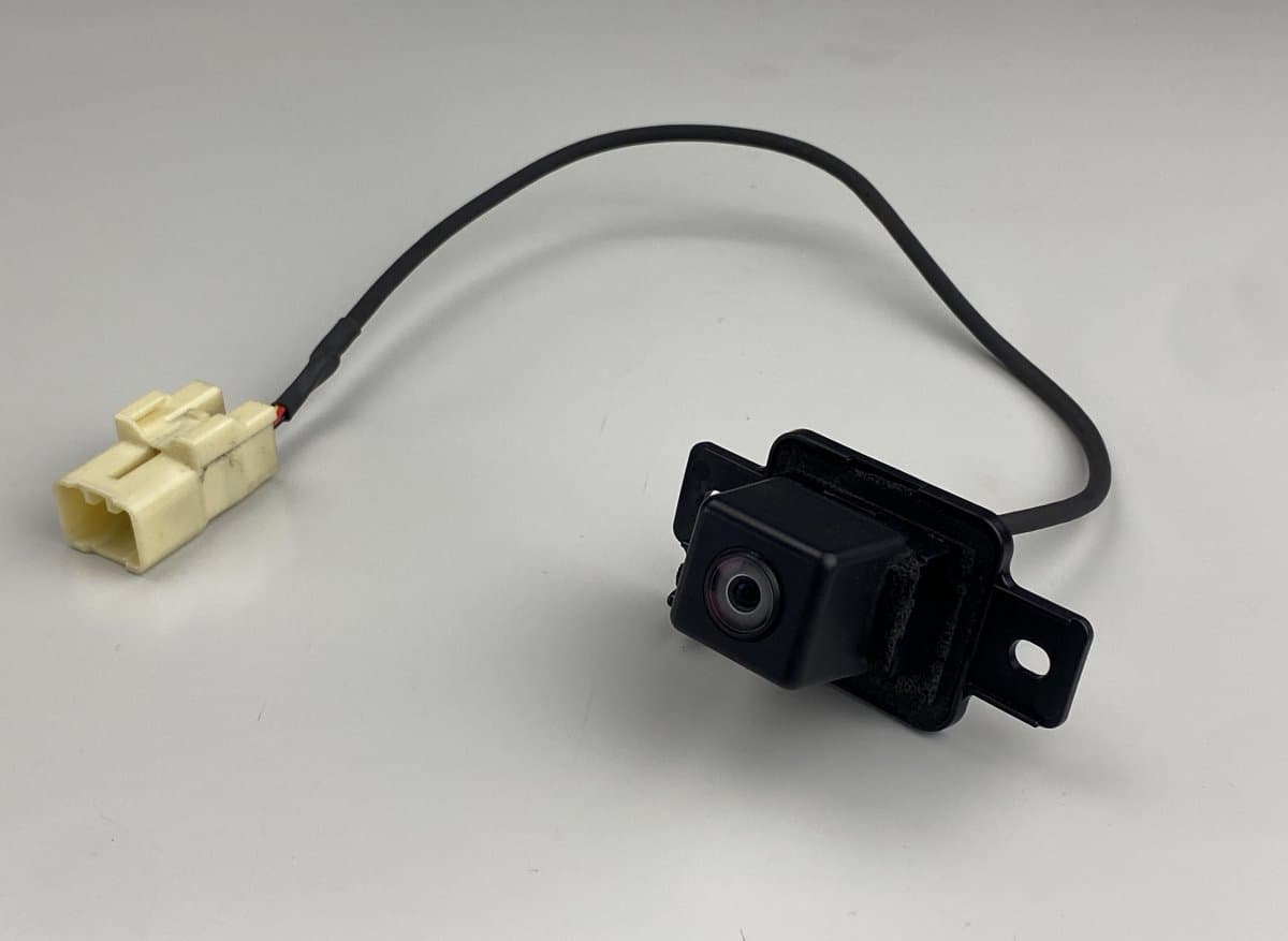 MITSUBISHI CC-1075M-A CC1075MA 0052165 276-0247-00 276024700 Reverse camera MITSUBISHI OUTLANDER II (CW, ZG, ZH) (2006-2012)
