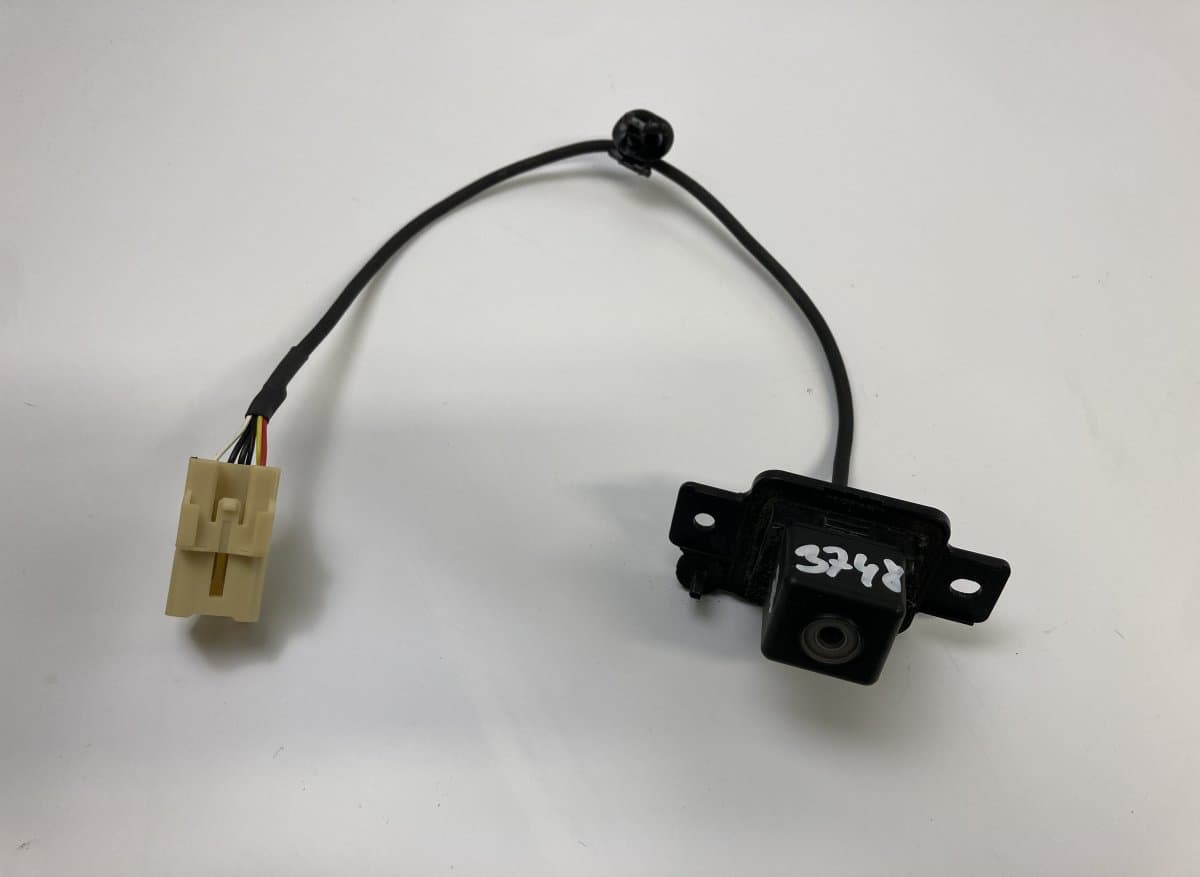 MITSUBISHI 8781A017 0017138 CC1075MA Reverse camera MITSUBISHI OUTLANDER II (CW, ZG, ZH) (2006-2012)
