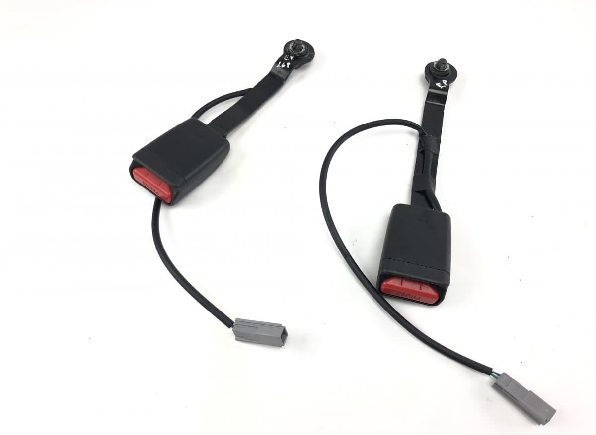 GHP957620 KDY557680B Seat Belt Buckle Front Left MAZDA 6 (GJ, GL) (2012-2020)
