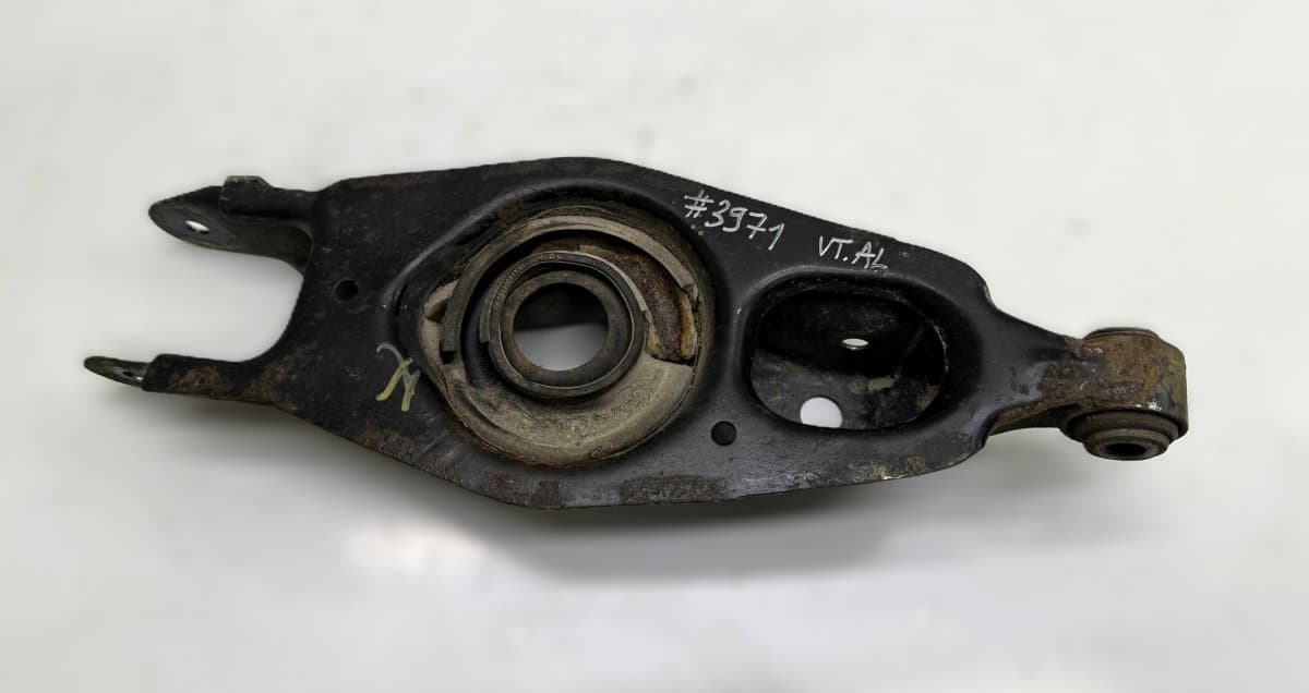 CHRYSLER 4782598AF Rear Axle Track Control Arm lower left CHRYSLER 300C II (2010-2023)