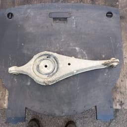 VOLVO Rear Axle Track Control Arm lower Right VOLVO XC70 II (2007-2016) — thumbnail 1