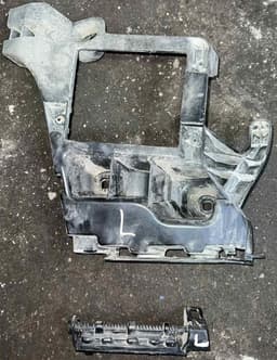AUDI Rear bumper bracket, central AUDI A6 / A6 ALLROAD (C7, 4G) (2010-2018) — thumbnail 2