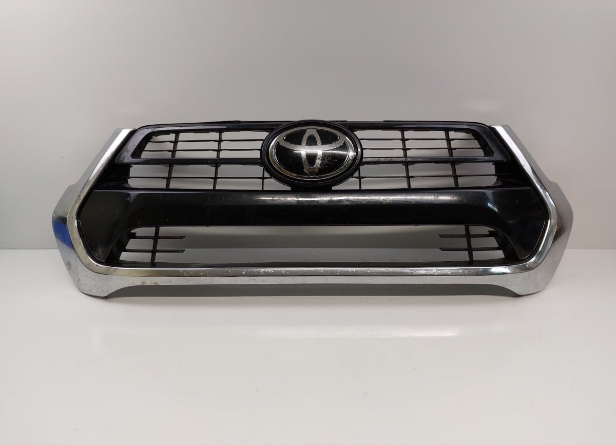 TOYOTA 5311-0KB30 53110KB30 53121-0KA00 531210KA00 Radiator Grille TOYOTA HILUX VIII (AN110, AN120, AN130) (2015-)