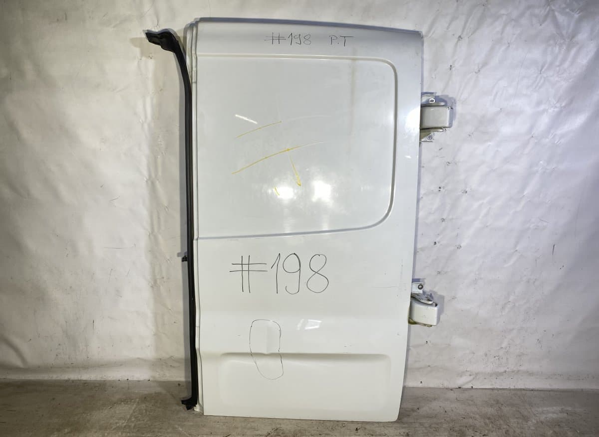 Rear Panel Door Right NISSAN PRIMASTAR II (X83) (2001-2015)