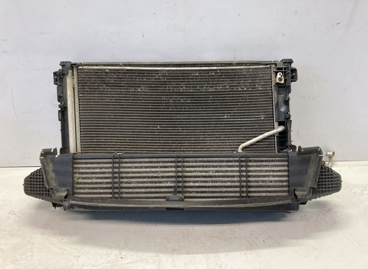 MERCEDES-BENZ A2045003703 A2045000254 Radiator set MERCEDES-BENZ C-CLASS (W204) (2007-2013)