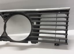 BMW 511319002720 Radiator Grille right part BMW 7 (E23) (1977-1987) — thumbnail 2