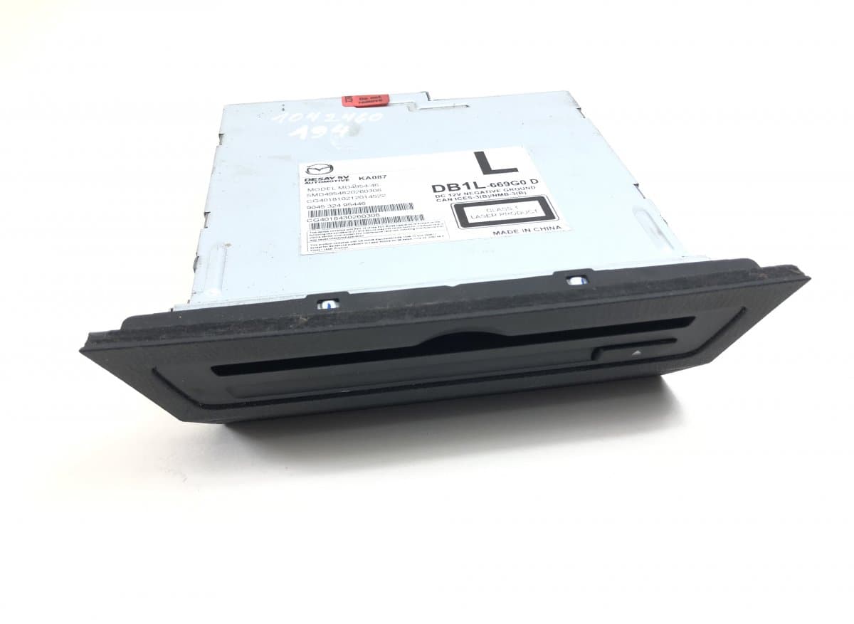 DB1L669G0D Radio MAZDA CX-3 (DK) (2015-2021)