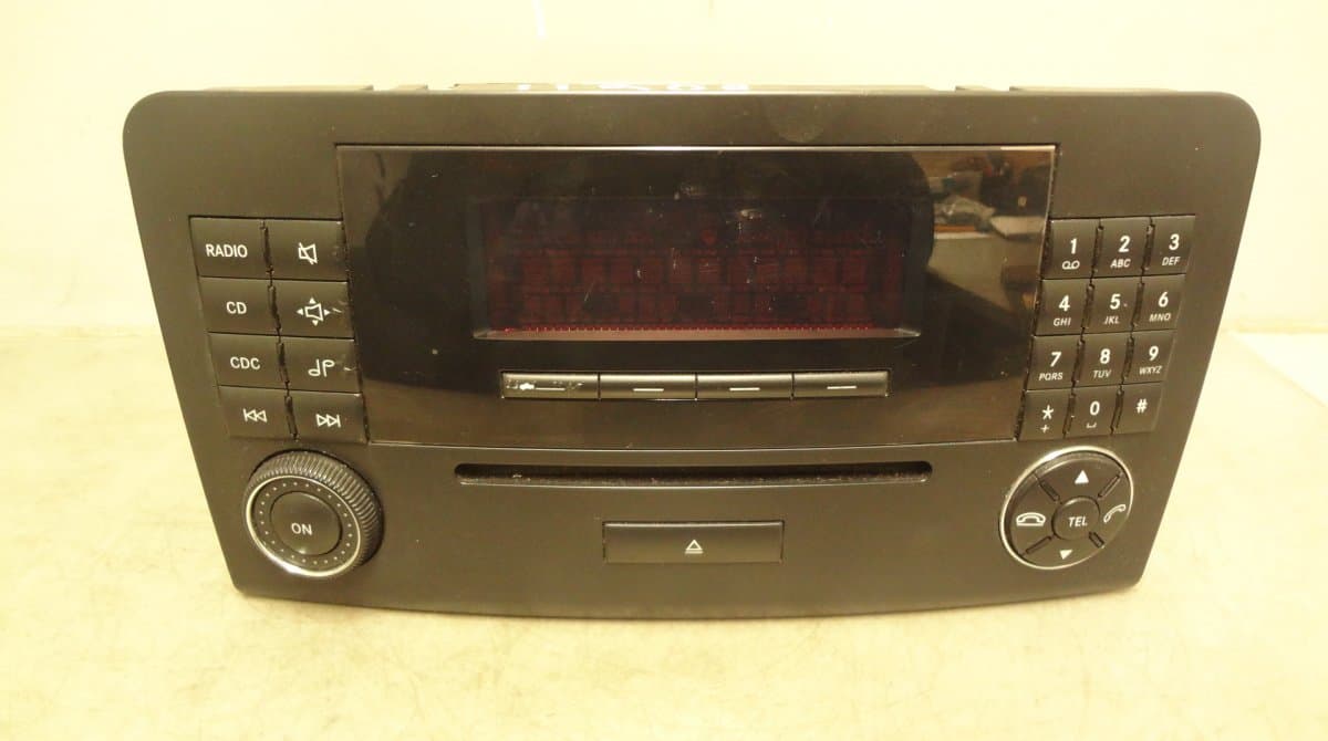 MERCEDES-BENZ MF2710 Radio MERCEDES-BENZ ML-CLASS (W164) (2005-2011)