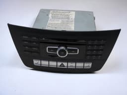 MERCEDES-BENZ A2049002711 A2049001410 A2049009210 A2049007610 A2049008811 A2049004911 A2049007311 A2049008511 Radio MERCEDES-BENZ C-CLASS (W204) (2007-2013) — thumbnail 1