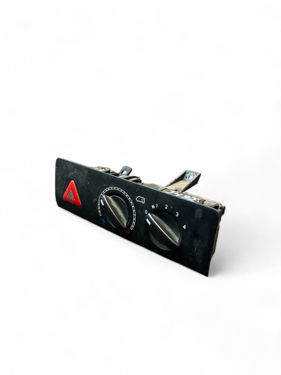 VW 7H0919158L Rear AC heater control panel VW TRANSPORTER T5 / MULTIVAN (7H, 7E, 7J) (2003-2015)