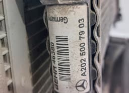 MERCEDES-BENZ A2025006303 A2025007903 A2025006303 A0015002393 Radiator MERCEDES-BENZ C-CLASS (W202) (1993-2001) — thumbnail 3